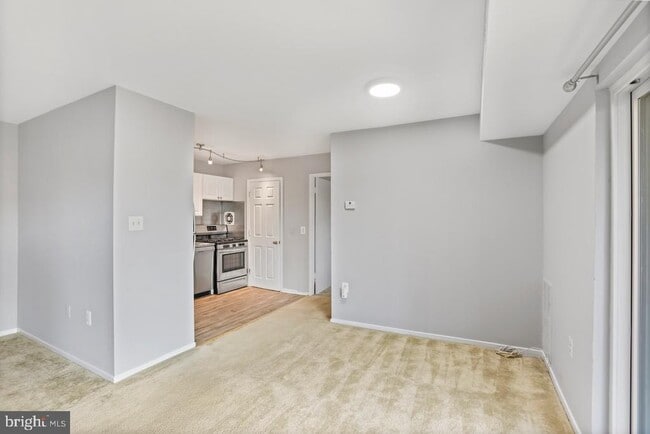 7376 Lee Hwy in Falls Church, VA - Building Photo - Building Photo