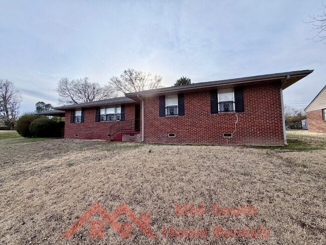 5119 Horn Lake Rd in Memphis, TN - Building Photo - Building Photo