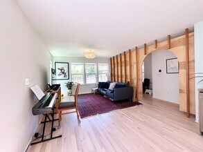 1841 S Charles St in Seattle, WA - Building Photo - Building Photo