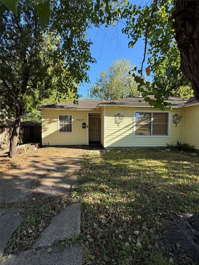 5215 Bellfort Ave in Houston, TX - Building Photo - Building Photo