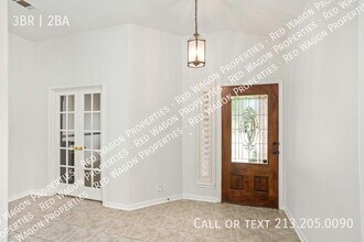 211 Aster Trail in San Antonio, TX - Foto de edificio - Building Photo
