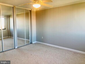 801 N Pitt St in Alexandria, VA - Building Photo - Building Photo