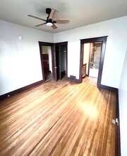 604 Oak St, Unit 604 in Leavenworth, KS - Foto de edificio - Building Photo