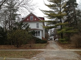 824 Chestnut St in Deerfield, IL - Building Photo