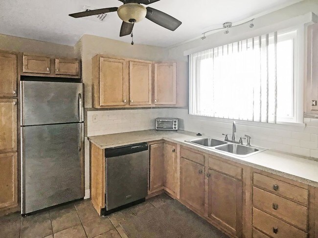 512 Brandon Pl in Williamsport, PA - Building Photo - Building Photo