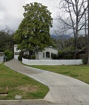 381 Ramona Ave in Sierra Madre, CA - Building Photo