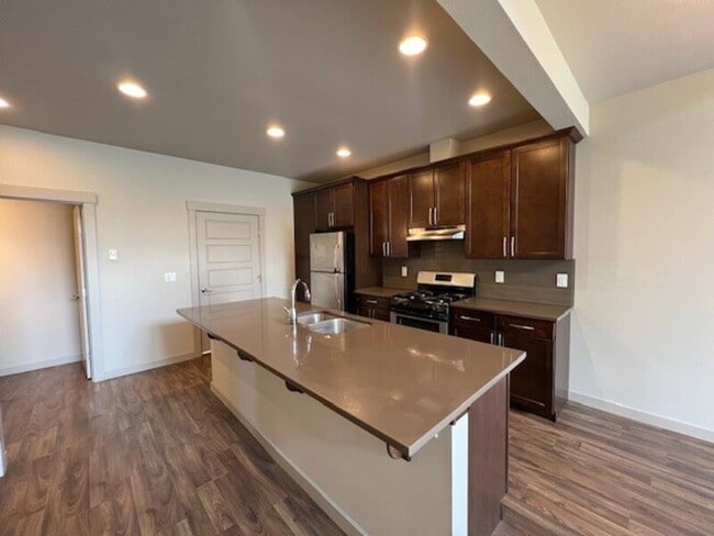2200 Greenview Cir in Lynden, WA - Building Photo - Building Photo