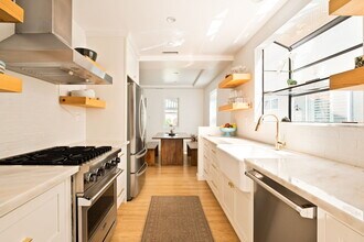 1615 S Crescent Heights Blvd in Los Angeles, CA - Building Photo - Building Photo