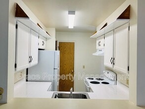 2224 S Jasper Way in Aurora, CO - Building Photo - Building Photo