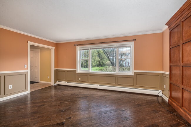 29 Buckland Way in Windsor, CT - Building Photo - Building Photo