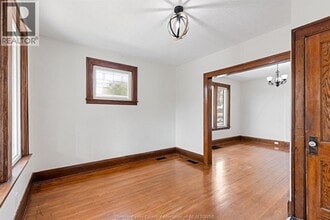 1402 Pierre Ave in Windsor, ON - Building Photo - Building Photo