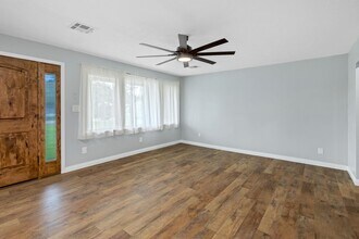1205 Beech St in Westlake, LA - Building Photo - Building Photo