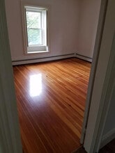 34 Claremont Ter, Unit 4 in Swampscott, MA - Building Photo - Building Photo