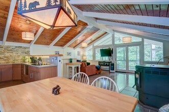 400 Rolling Ridge Rd in Bartlett, NH - Foto de edificio - Building Photo