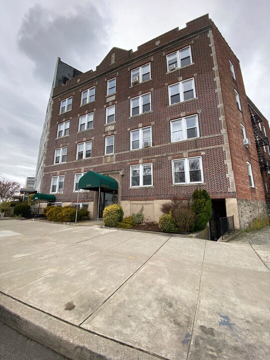 6309 John F. Kennedy Blvd, Unit 34 in West New York, NJ - Building Photo