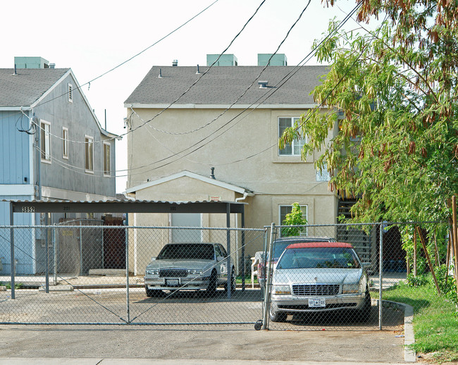 3852 Olive Ave in Fresno, CA - Foto de edificio - Building Photo