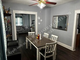 221 N 17th St in Kansas City, KS - Building Photo