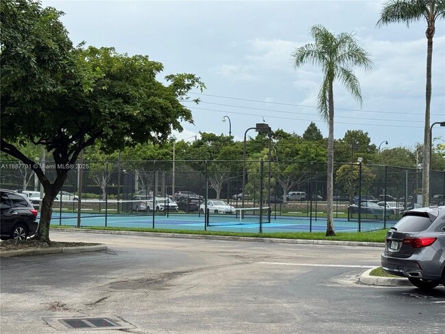 2051 Renaissance Blvd, Unit 305