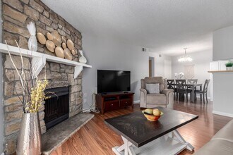 13393 E Asbury Dr in Aurora, CO - Building Photo - Building Photo