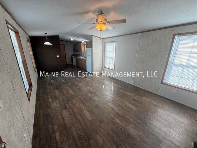 1343 Ohio St in Bangor, ME - Building Photo - Building Photo