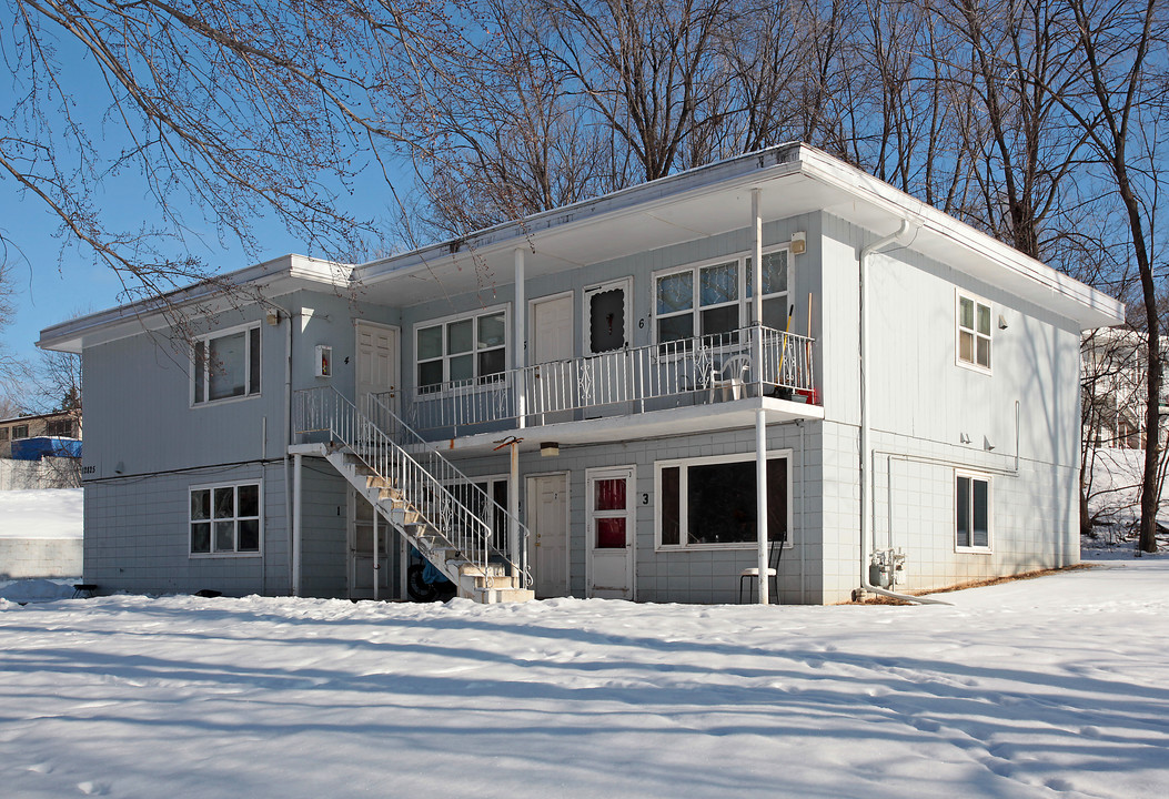 12825 Briar Ct in Burnsville, MN - Building Photo