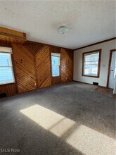 565 Brown St in Akron, OH - Building Photo - Building Photo