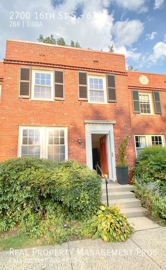 2700 16th St S in Arlington, VA - Building Photo - Building Photo