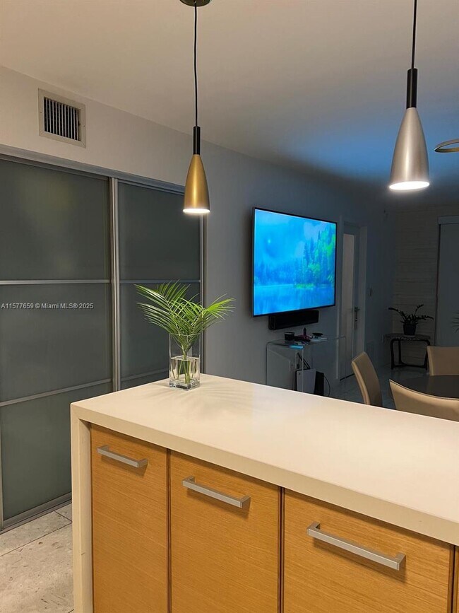 property at 1331 Lincoln Rd