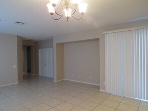 336 N 77th Pl in Mesa, AZ - Building Photo - Building Photo