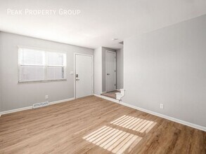 554 Riverview Dr in Columbus, OH - Building Photo - Building Photo
