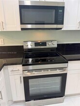 5888 W 25th Ct in Hialeah, FL - Building Photo - Building Photo