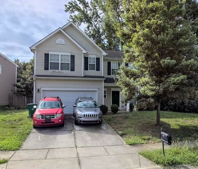 property at 4909 Muskogee Dr