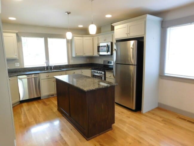 575 Browning Ave SE in Salem, OR - Building Photo - Building Photo