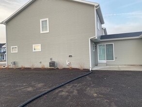 604 Sugar Maple Ln in Verona, WI - Building Photo - Building Photo