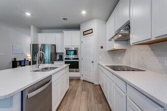 434 Shelton Pass in Schertz, TX - Building Photo - Building Photo