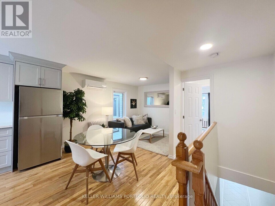 93 Northland Ave in Toronto, ON - Building Photo