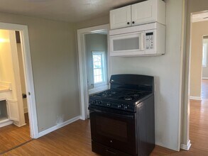 328 W 17th St in Lorain, OH - Building Photo - Building Photo