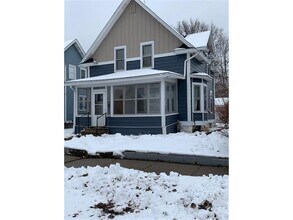 522 View St in St. Paul, MN - Building Photo - Building Photo