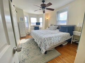 373 Western Ave, Unit 3 in Cambridge, MA - Building Photo - Building Photo