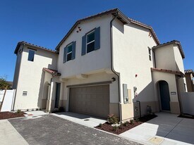 1714A River Vista Way in Lompoc, CA - Building Photo