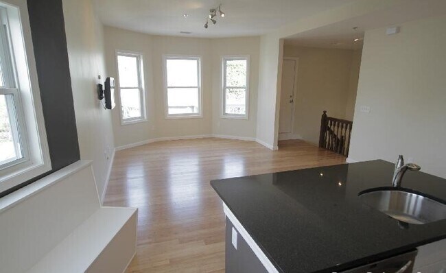 110 Chester St in Boston, MA - Building Photo - Building Photo