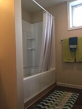 321 Charles Avenue Southeast in Grand Rapids, MI - Building Photo - Building Photo