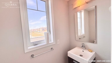 440 Queen Mary Dr in Brampton, ON - Building Photo - Building Photo