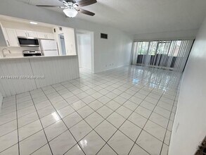 5901 Washington St in Hollywood, FL - Building Photo - Building Photo