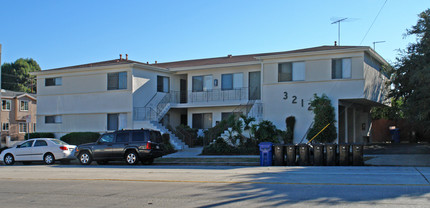 3212 La Cienega Ave in Los Angeles, CA - Building Photo - Building Photo