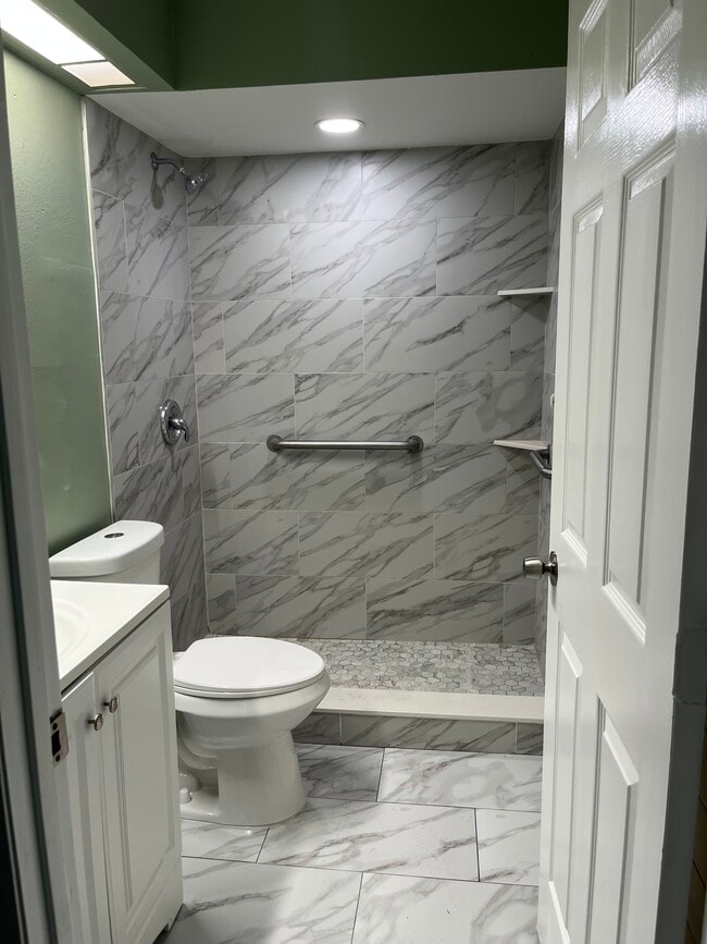 101 Lake Hunter Dr in Lakeland, FL - Building Photo - Building Photo