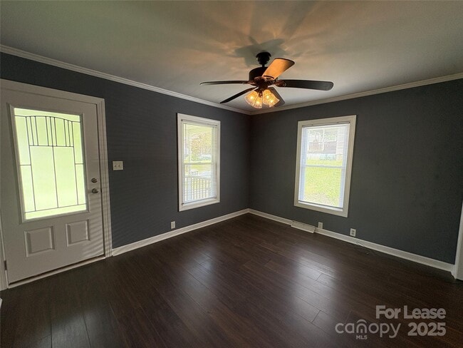 property at 617 Miller St