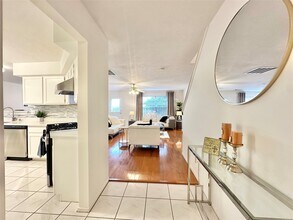 8223 Golf Green Cir in Houston, TX - Building Photo - Building Photo