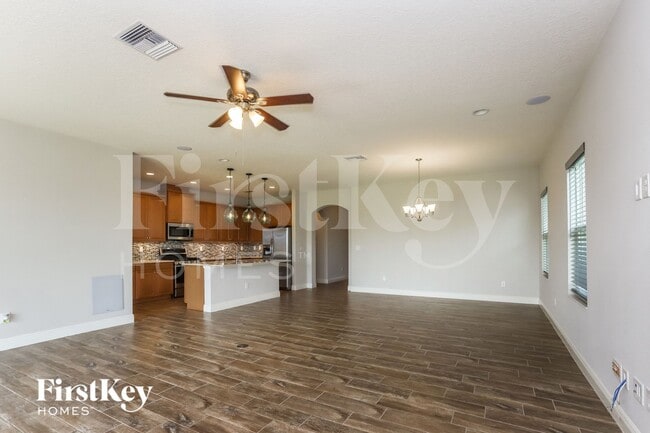 6107 Colmar Pl in Apollo Beach, FL - Building Photo - Building Photo