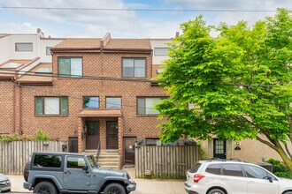 856 N Pennock St in Philadelphia, PA - Building Photo - Building Photo